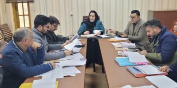 ضلع ترقیاتی کمشنر بارہمولہ نے آر اینڈ بی سیکٹر کے تحت ترقیاتی کاموں کی پیش رفت کا جائزہ لیا