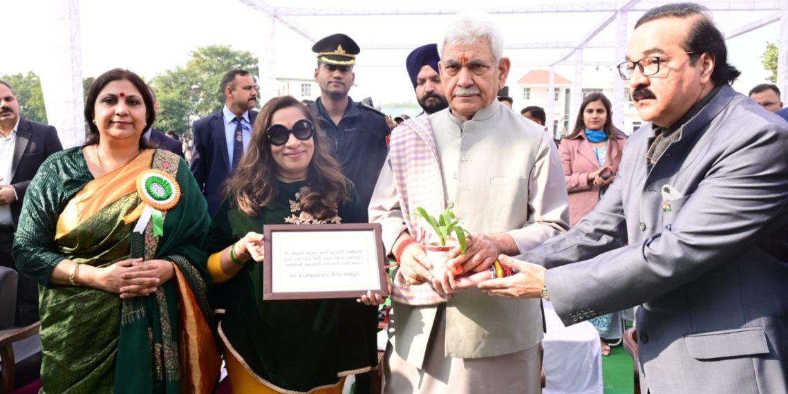 نوجوان اپنے خوابوں کا پیچھا کرنا کبھی نہ چھوڑیں ایل ٹی گورنر منوج سنہا کا پیغام