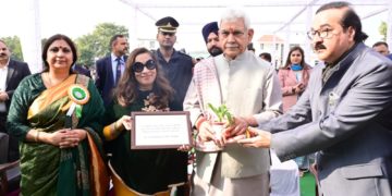 نوجوان اپنے خوابوں کا پیچھا کرنا کبھی نہ چھوڑیں ایل ٹی گورنر منوج سنہا کا پیغام