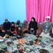 لفٹینٹ گورنر پونچھ میں شہید حوالدار عبدالمجید کے گھر گئے