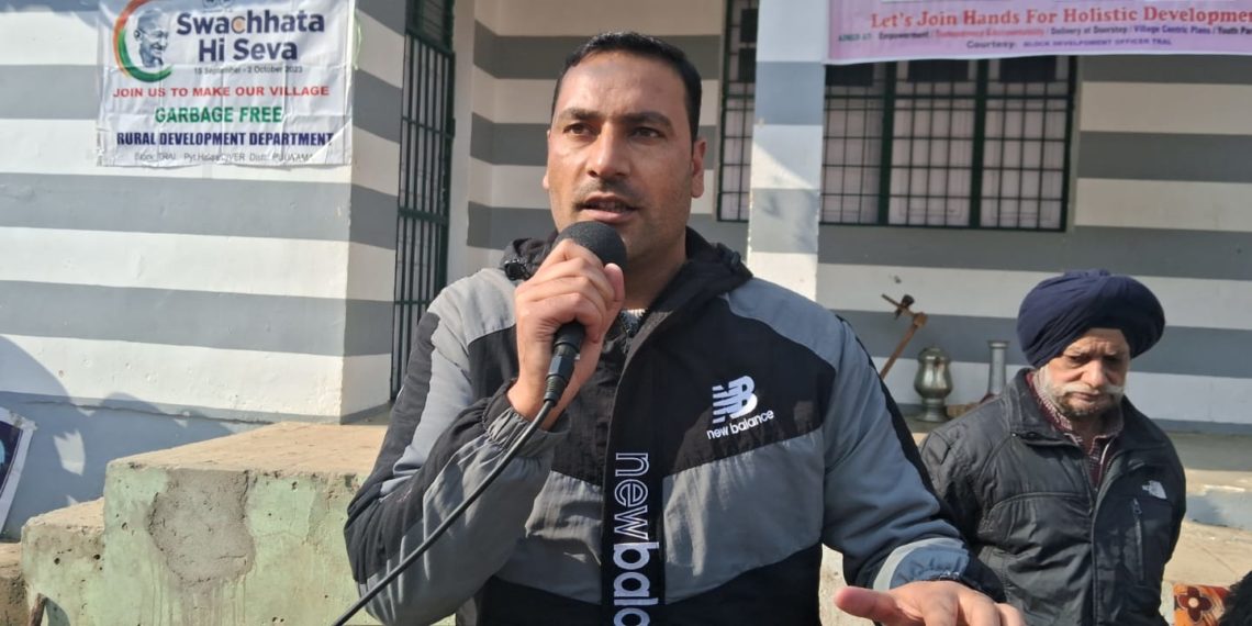 ڈی ڈی سی ممبر آری پل نے نئے سال کی آمد پرعوام مبارکباد پیش کی۔