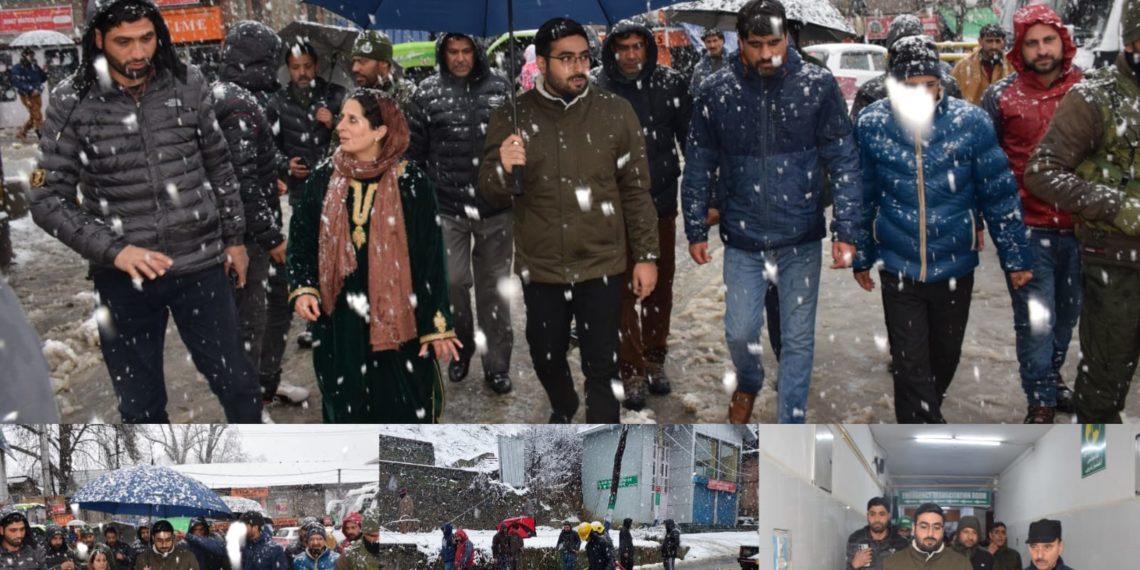 صوبائی کمشنر کشمیر نے محکمہ سیریکلچر کے وال کیلنڈر 2024 ءکی رسم رونمائی کی