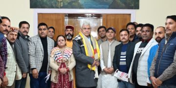 پڈاری قبیلہ کے 20 رُکنی وفدکی لیفٹیننٹ گورنر سے ملاقات