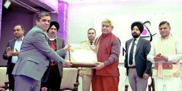لیفٹیننٹ گورنر نے کٹھوعہ بلاور کے دو رنگ وِلیج میں اٹامک نارتھ پرائیویٹ لمیٹڈ کمپلیکس کا اِفتتاح کیا