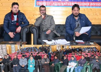 کولگام کے تین بلاکوں میں ” میگا بلاک دیوس“ کا اِنعقاد