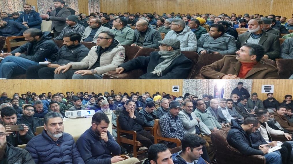 سوربھ بھگت نے کپواڑہ میں ” میگا عوامی دربار“ کی صدارت کی
