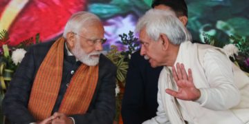 کشمیری عوام کی جانب سے دی گئی محبت کوواپس لوٹانے میں کوئی کسر نہیں چھوڑیں گے،یہ مودی کی گارنٹی ہے