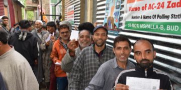 لوک سبھا انتخابات 2024: چوتھے مرحلے کی ووٹنگ 5اضلاع پُرامن انداز میں مکمل پارلیمانی حلقہ سری نگرووٹنگ کی مجموعی شرح تقریباً36فیصد