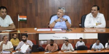 ضلع ترقیاتی کمشنر رِیاسی نے ٹھکرا کوٹ بلاک کے اسپریشنل بلاک پروگرام کی پیش رفت کا جائزہ لیا