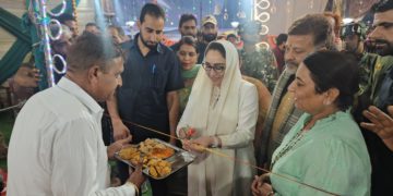 Dr Andrabi welcomes Amarnath Yatris at Baltal & inaugurates a Langer Bhandara