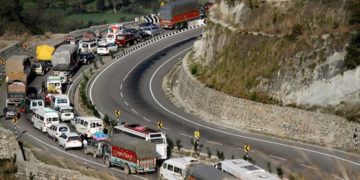 سرینگر – جموں قومی شاہراہ آج رات کو ٹریفک کیلئے بند
