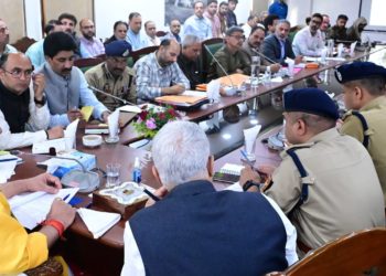 لیفٹیننٹ گورنر نے شری اَمرناتھ جی یاترا کے جائزہ میٹنگ کی صدارت کی