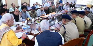 لیفٹیننٹ گورنر نے شری اَمرناتھ جی یاترا کے جائزہ میٹنگ کی صدارت کی