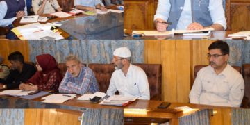 ضلع ترقیاتی کمشنر پلوامہ نےروڈ سیفٹی میٹنگ کی صدارت کی