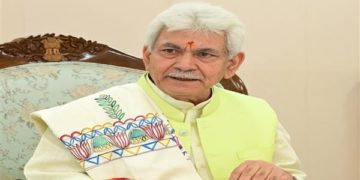 یوگا کے عالمی دن پروزیر عظم کا دورہ جموں و کشمیر کے عوام کے لئے فخر کی بات:منوج سنہا