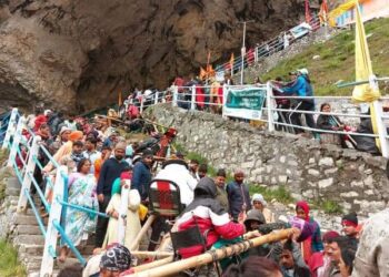 امر ناتھ یاترا سخت حفاظتی بندو بست کے ساتھ جاری، ایک اور قافلہ جموں سے روانہ