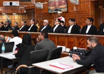 جموں وکشمیر اور لداخ ہائی کورٹ نے   جسٹس این کوٹیشور سنگھ کو سپریم کورٹ آف اِنڈیا کے جج کی تقرری پر الوداعیہ دیا
