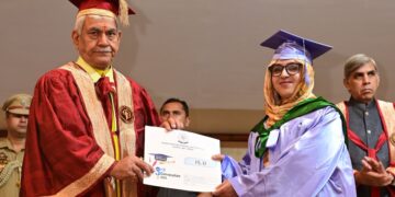 لیفٹیننٹ گورنر کا آئی یو ایس ٹی کی کنووکیشن تقریب سے خطاب