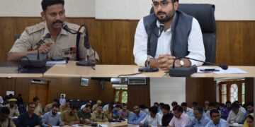 ڈِسٹرکٹ الیکشن آفیسربڈگام نے ماڈل کوڈ آف کنڈکٹ پر سختی سے عمل آوری پر زور دیا
