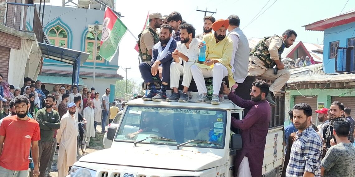 جنوبی کشمیر میں عوامی اتحاد پارٹی کی انتخابی مہم شد و مد جاری