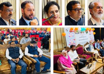 گورنمنٹ کالج آف ایجوکیشن سری نگر میں سویپ کے تحت مشاعرے کا اِنعقاد