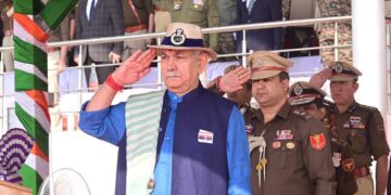 لیفٹیننٹ گورنے ’ پولیس میموریل ڈے‘ کے موقعہ پر بہادر پولیس اَفسروں اور اہلکاروں کو خراجِ عقیدت پیش کیاجنہوں نے فرائض اَنجام دہی کے دوران اَپنی جانوں کا نذرانہ پیش کیا