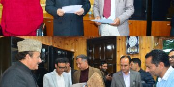عبوری سپیکر نے ایم ایل اے اقبال خان کو حلف دلایا