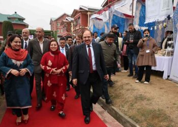 سرکاری ہسپتالوں کوعملے اور سہولیات کی کمی کا سامنا، دور کرنے کی کوشش کریں گے:وزیر صحت سکینہ ایتو