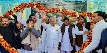 مرکز جموں و کشمیر کو مکمل ریاست کا درجہ بحال کرنے کو تیار نہیں: طاریق حمید قرہ