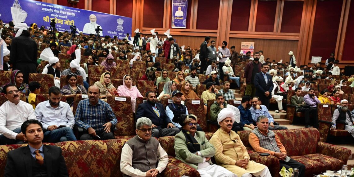جموں وکشمیر میں جنجاتیہ گورو دیوس منایا گیا لیفٹیننٹ گورنر نے جموں میں یوٹی سطح کی تقریب سے خطاب کیا