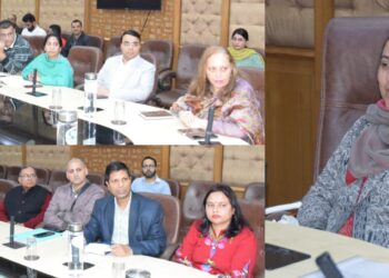 سکینہ اِیتو نے صوبہ جموں کی سرکاری اِمدادسے چلنے والی این جی اوز کیکارکردگی او رکام کاج کا جائزہ کیا