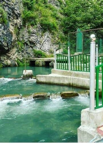 ترال میں پینے کے پانی قلت۔۔۔۔۔۔۔قدرتی چشموں کے ساتھ چھیڑ چھاڑ کا نتیجہ بھی!!!!!