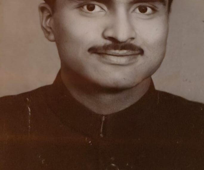حاجی رفیق احمد گنائی رٹائر اسسٹنٹ کمشنر کیلگام اونتی پورہ انتقال کر گئے