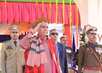جموں و کشمیر پولیس انتہائی مشکل حالات میں کام کر رہی ہے:ایل جی منوج سنہا