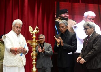 لیفٹیننٹ گورنرنے آئی آئی ایم جموں میں جموں/24جنوری2025ئلیفٹیننٹ گورنر منوج سِنہانے اِنڈین اِنسٹی چیوٹ آف مینجمنٹ (آئی آئی ایم)