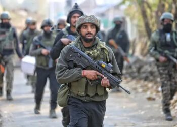 کولگام کا زخمی سابق فوجی اہلکار چل بسا ،اہلیہ اوربیٹی کی حالت مستحکم