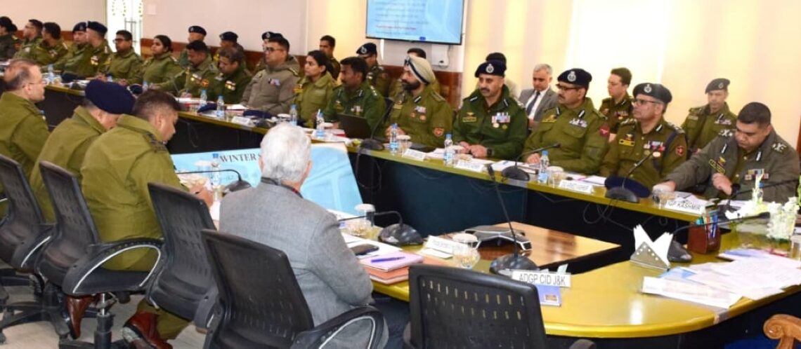 لفٹینٹ گورنر نے وادی کشمیر میں سیکورٹی صورتحال کا جائیزہ لینے کیلئے اعلیٰ سطحی میٹنگ کی صدارت کی