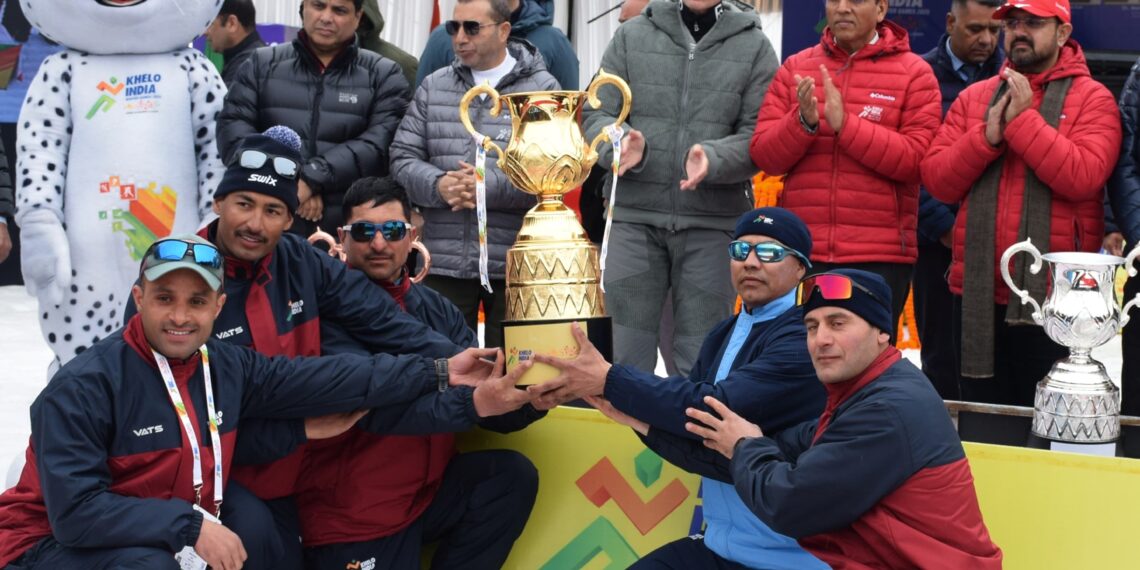 سرمائی کھیلوں کے انعقاد کےلئے دلکش گلمرگ کا کوئی مقابلہ نہیں
