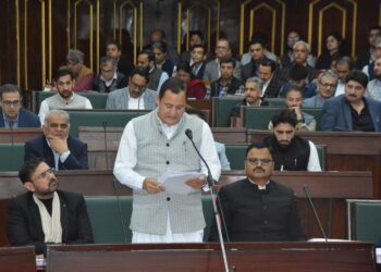 کیرن ایک نئے سیاحتی مقام کے طور پر اُبھر رہا ہے ۔ جاوید احمد ڈار