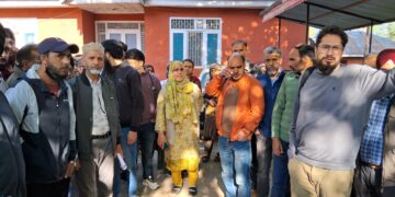 سیاسی کارکن کی بیماربیٹی کے علاج معالجہ میں لاپرواہی کا الزام