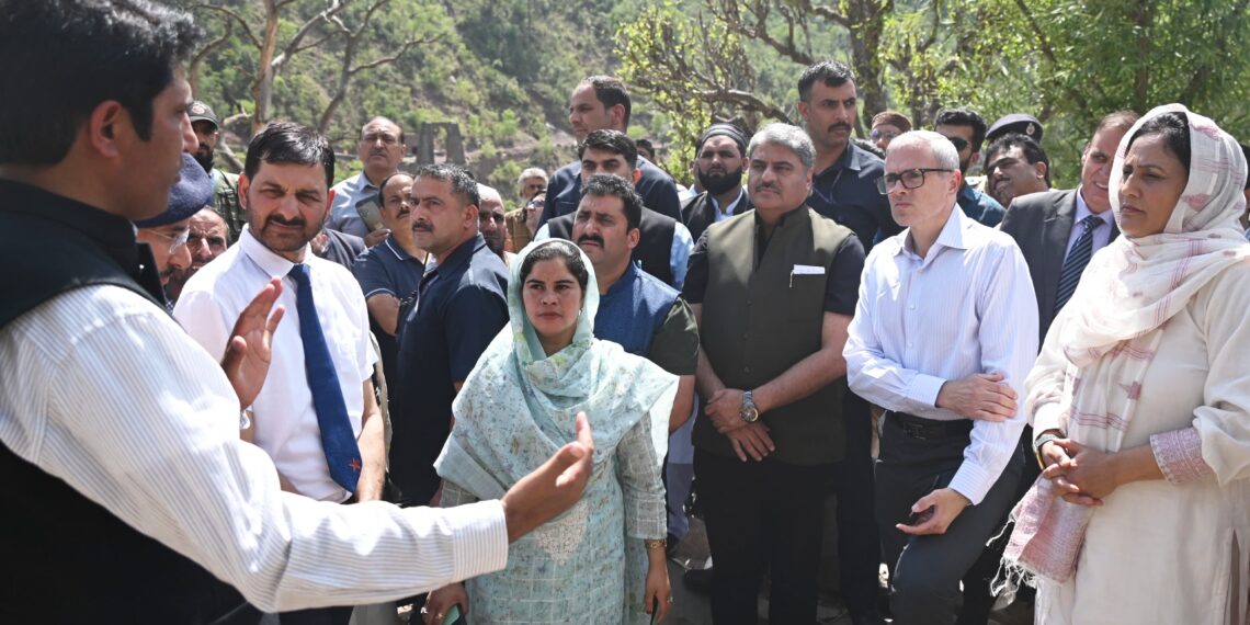 پہلگام حملے کوفرقہ وارانہ بنانے والے کشمیری نوجوانوں کی قربانی اورلوگوں کے احتجاج کونہ بھولیں :عمرعبداللہ