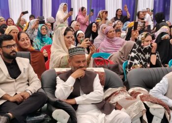 الفابٹ انٹرنیشنل سکول ترال میں یوم مادر کے حوالے سے تقریب منعقد