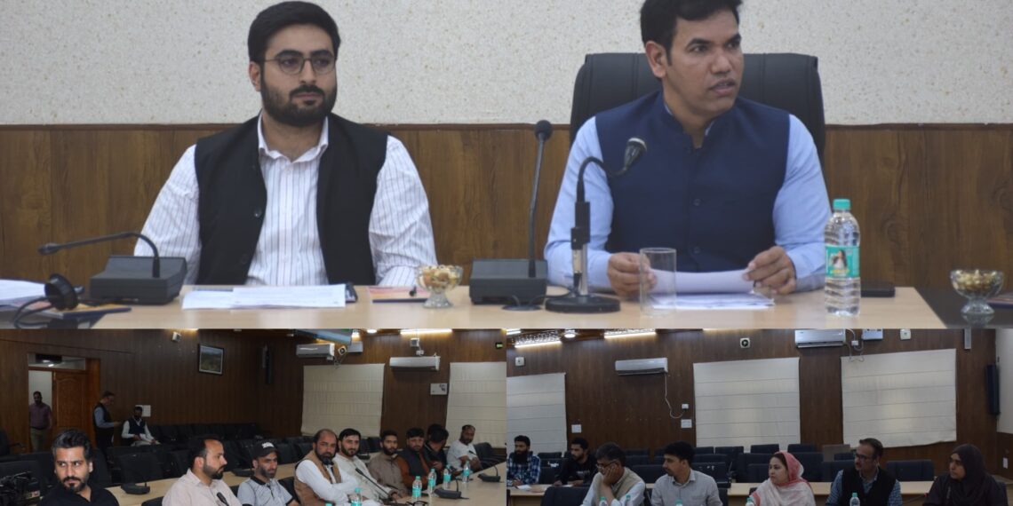 صوبائی کمشنر کشمیر نے اسمبلی حلقہ بڈگام کیلئے سپیشل سمر ی رویژن کی پیش رفت کا جائزہ لیا