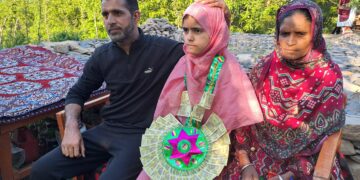زرانم ہو تو یہ مٹی بہت زرخیز ہے ساقی ۔۔۔۔۔۔۔۔۔۔۔۔۔۔۔۔۔۔۔