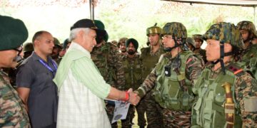 شلنگ سے ہلاک ہونے والوںکے کنبے میں ایک فرد کو نوکری فراہم ہوگی:ایل جی منوج سنہا