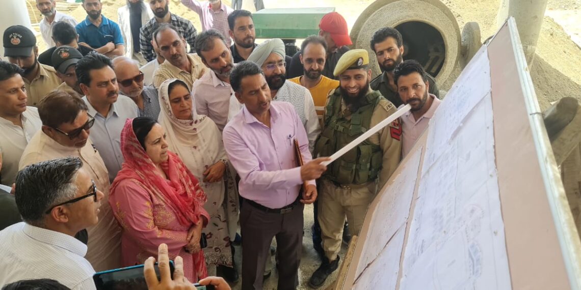 جموںوکشمیر میں صحت شعبے میں جلدہی بڑی بہتریاں دیکھنے کو ملیں گی۔ سکینہ اِیتو