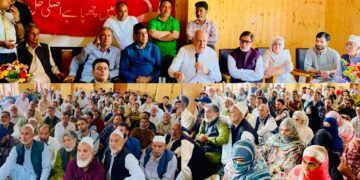 ریاستی درجہ کی تاخیرہمیں سپریم کورٹ سے رجوع کرنے پر مجبور کرسکتی ہے:ڈاکٹر فاروق عبداللہ