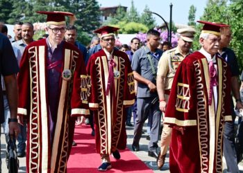 وزیر اعلیٰ عمر عبداللہ کی نوجوانوں سے جموں و کشمیرکی ترقی کی قیادت کرنے پر زور