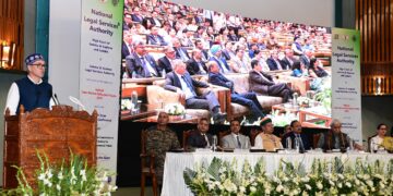 دفاعی اہلکاروں اور قبائلی کمیونٹیوں کو اِنصاف اور قانونی امداد فراہم کرنا ہماری اِجتماعی ذِمہ داری ہے۔وزیرا علیٰ عمر عبداللہ