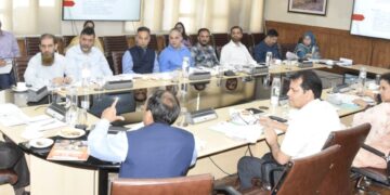 چیف سیکرٹری نے جموںوکشمیر میں پسماندہ طبقوں کیلئے فلاحی سکیموں کی عمل آوری کا جائزہ لیا